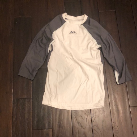 McDavid XL recovery shirt